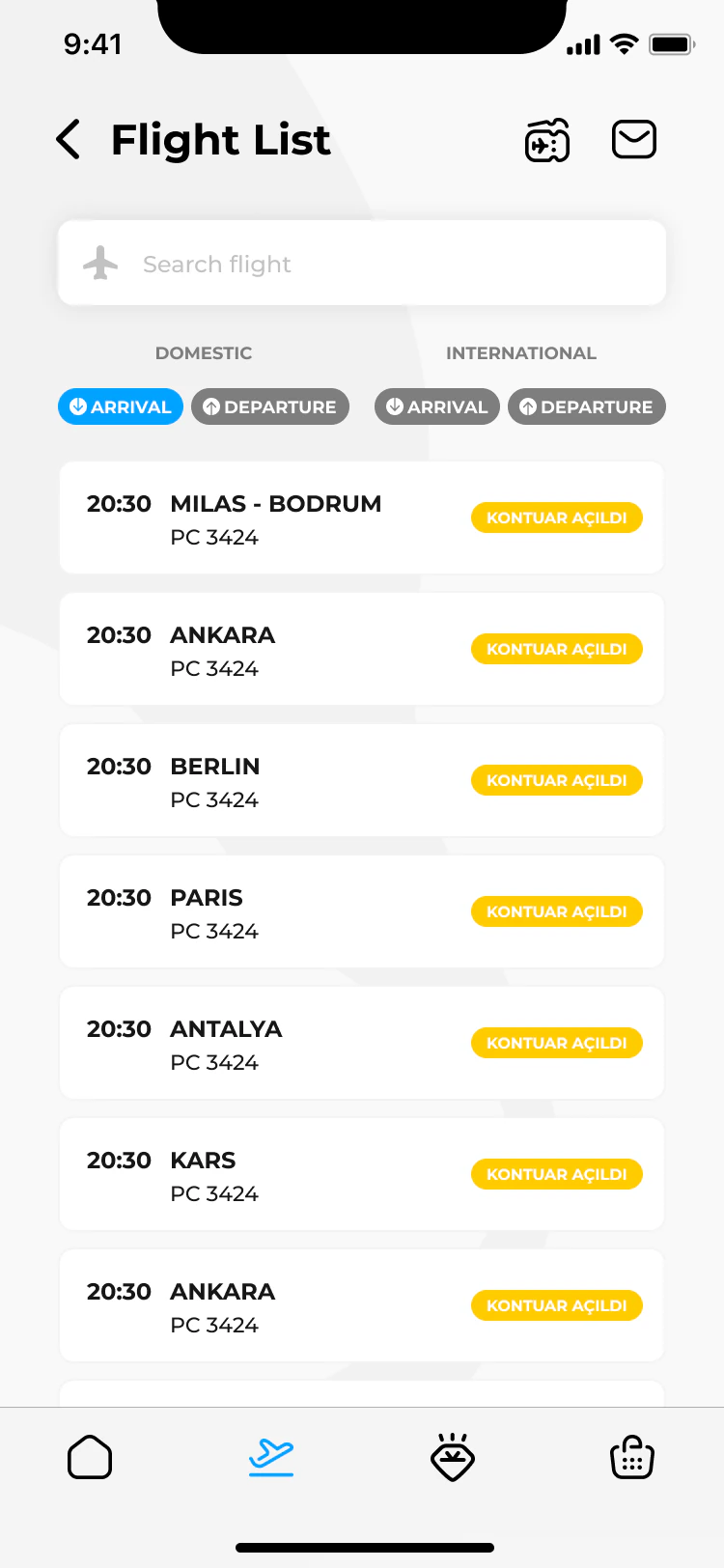 Airport app flight list with domestic and international arrival and departure filters.